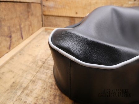 Seat cover for buddy seat a.o. VNA/VNB/GTR/TS/VBA/VBB/GLA-B/GL-X/Sprint