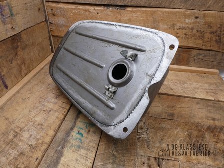 Fuel tank V50-90