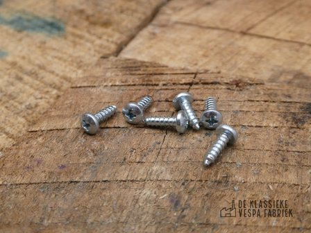 Screw set for the rails of the floor matt PV/ET3