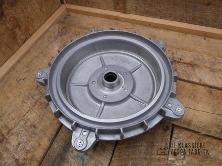 Brake drum, rear, oa. Sprint/Rally