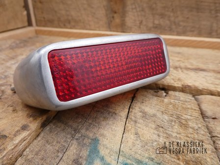 Rear light complete V30-33