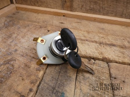 Ignition switch for P-serie