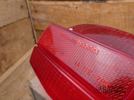 N.O.S. rear light Lens Special/PV/ET3