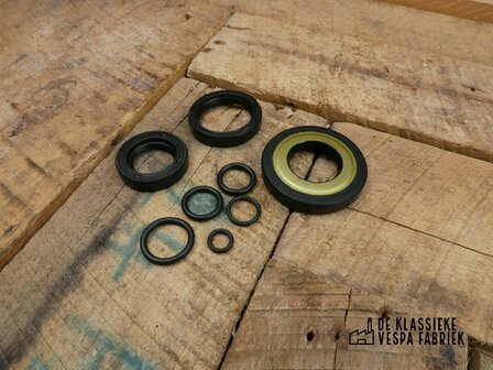 Oil Seal Set engine V50-90/SS50-90/Primavera/ET3