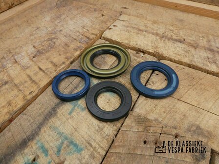 Oil Seal Set engine GS160/ SS180