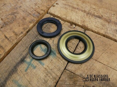 Oil Seal Set engine P125/P150/P200