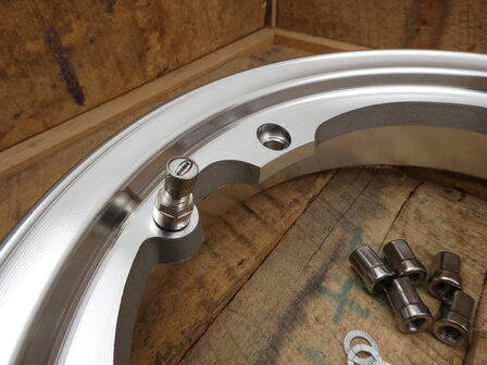 VMC Tubeless 2.10x10