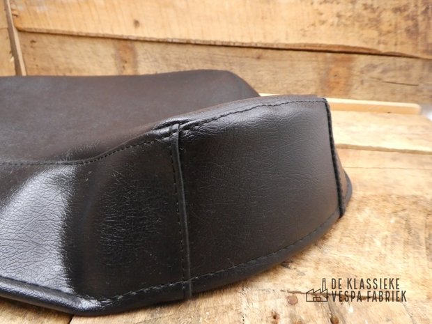 Single saddle cover, black, V50