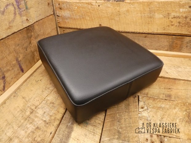 Cushion for the luggage rack black for zwart V1-15