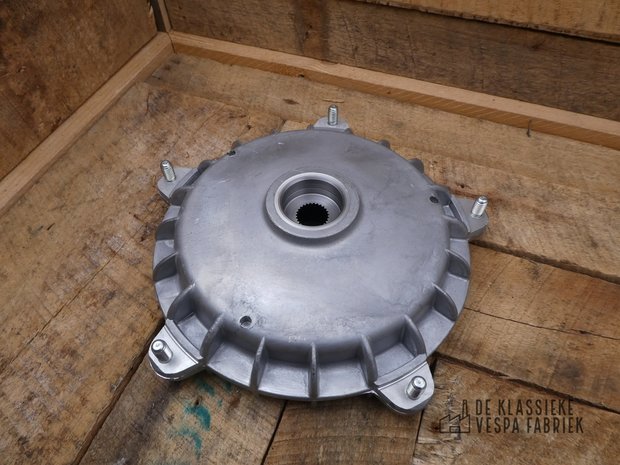 Brake drum, rear, oa. Sprint/Rally