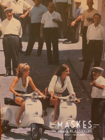 Poster vespa Primavera white, 2 girl  