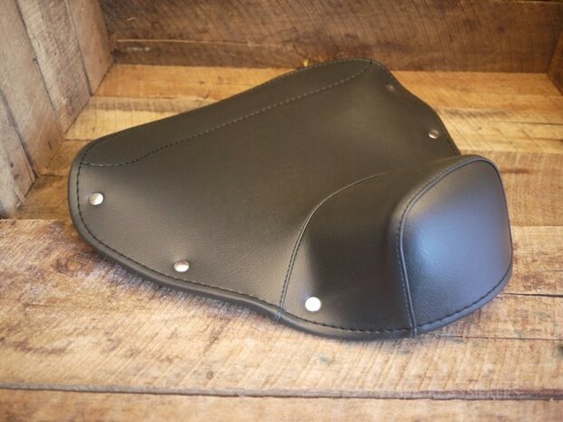 Cover single saddle front green  V30-V33/VM/VN2T