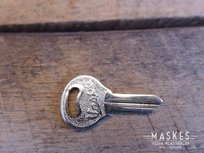 Blank steering wheel lock key for V13-15/ V30-33/ VM/ VN/ VL/ VB1/ VGL/ GS150/ VNA/VNB/ VBA/VBB/VLA-B/ GS160 Blank steering wheel lock key for V13-15/ V30-33/ VM/ VN/ VL/ VB1/ VGL/ GS150/ VNA/VNB/ VBA/VBB/VLA-B/ GS160
